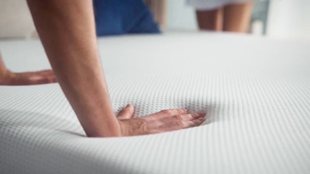 ZINUS 12 Inch Green Tea Cooling Memory Foam Mattress [New Version], Twin, Fiberglass Free, Medium Firmness, Cooling Gel Foam, Certified Safe Foams & Fabric, Mattress in A Box