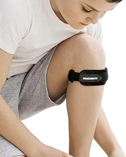 BraceAbility Kids Knee Band - Youth Patellar Tendon Support Strap Child Osgood Schlatter Brace for Jumpers Knee, Patella Tendonitis, Sports Wrap for Running, Soccer, Volleyball, Basketball (S)