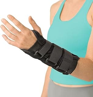 BraceAbility Volar Wrist Splint - Right or Left Hand Compression Support Brace for Carpal Tunnel Syndrome Relief, Fracture Pain, Sprained Injury, Typing, Sleeping, Arthritis, and Tendonitis Wrap