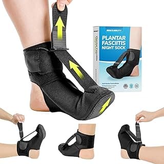 BraceAbility Plantar Fasciitis Night Splint Sock - Soft Plantar Fascia Boot for Sleeping, Achilles Tendonitis Relief, Foot Drop, Heel Pain - Planter Facetious Night Sling Brace for Women and Men (S)