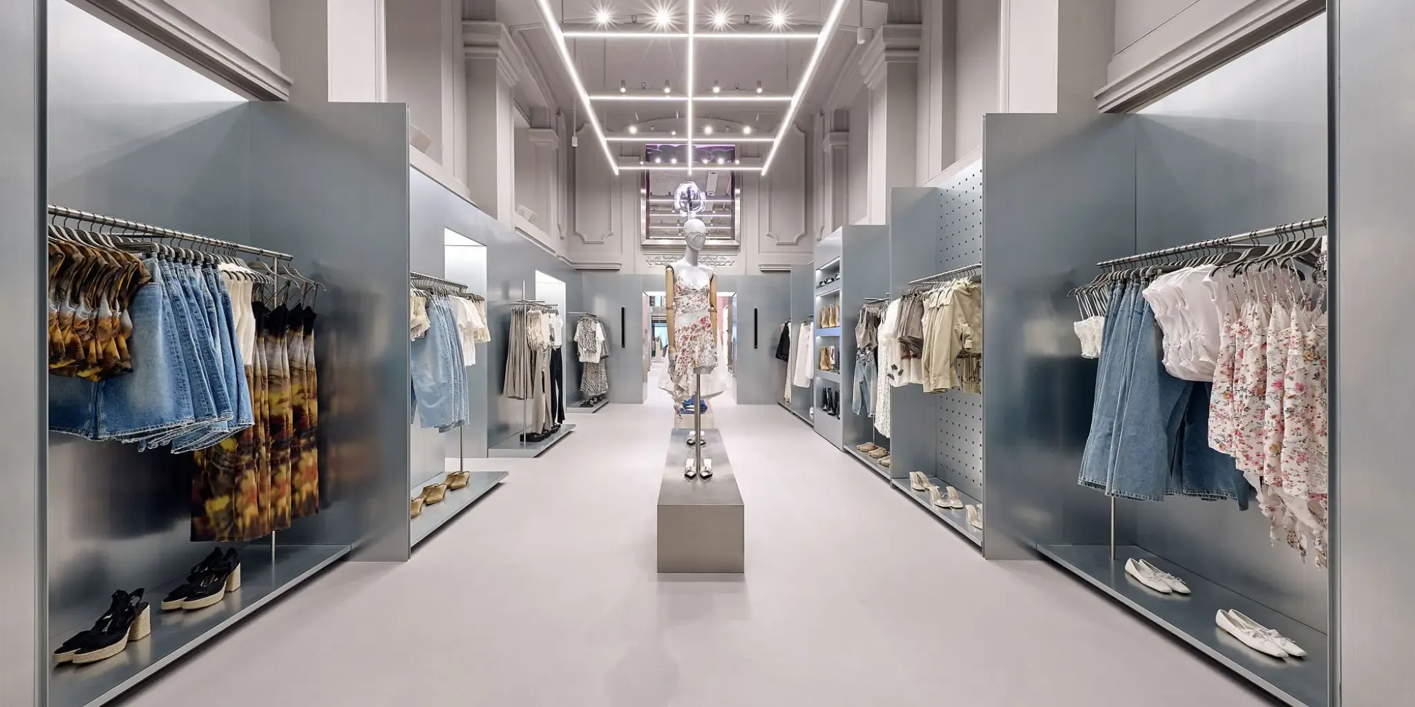 BERSHKA company