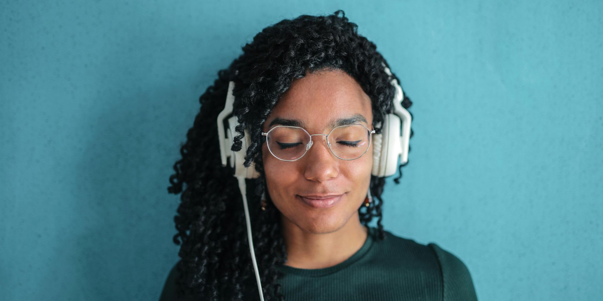 Noise Canceling Headphones Ranked by Isolation, Sound, and Value