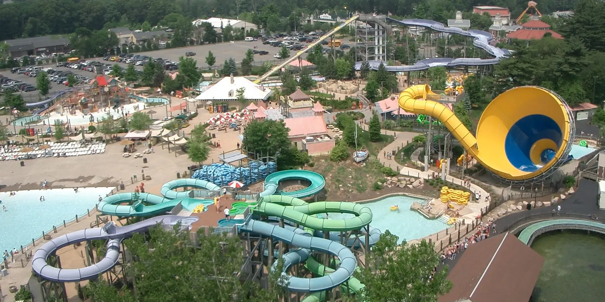 Cheap Thrills with Six Flags Promo Codes for June 2026